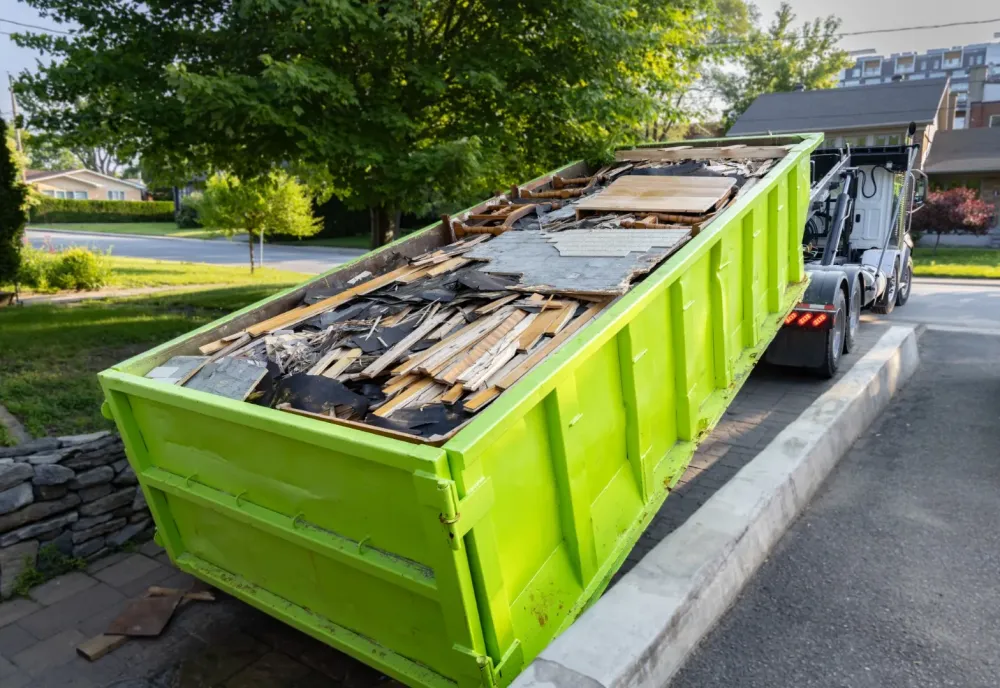 Ramassage de déchets recyclables à Void Vacon